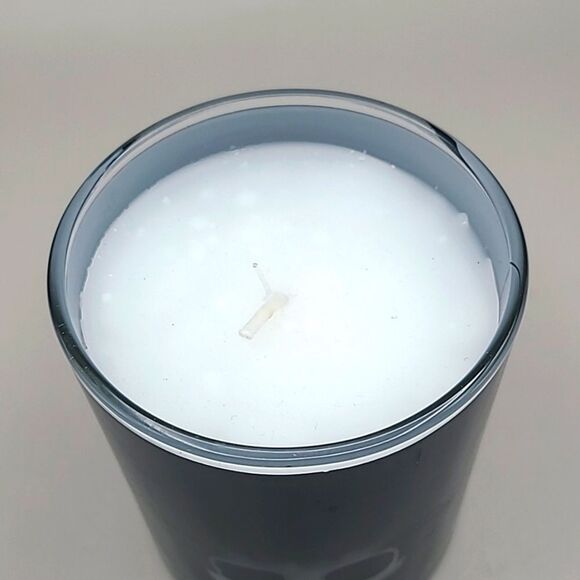 Place & Time Color Changing Skull Unscented Candle, NWOT - Picture 2 of 5